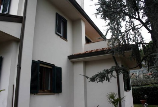 Villa  VENDITA  Prato