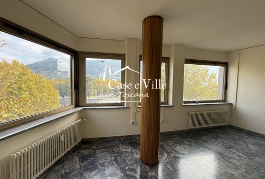 Palazzo  VENDITA  Prato