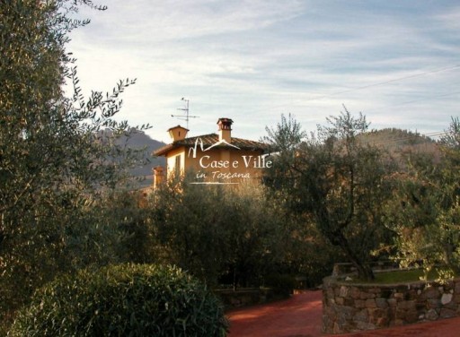 Villa Poggio a Caiano  VENDITA