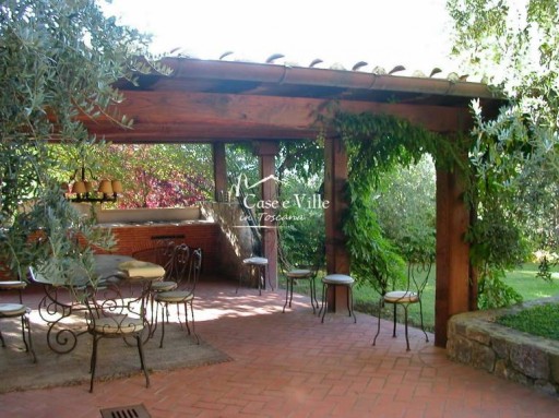 Villa Poggio a Caiano  VENDITA