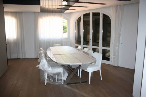 Villa Prato  VENDITA