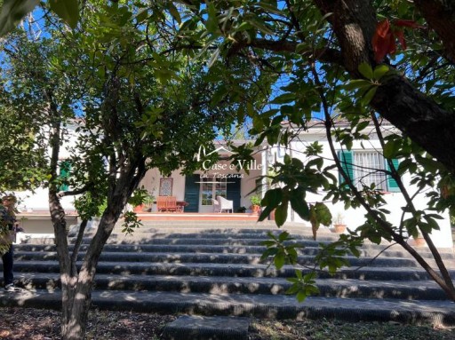 Villa Serravalle Pistoiese  VENDITA