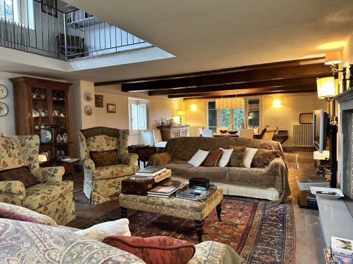 Villa Vaiano  VENDITA