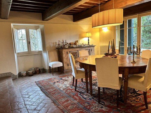 Villa Vaiano  VENDITA