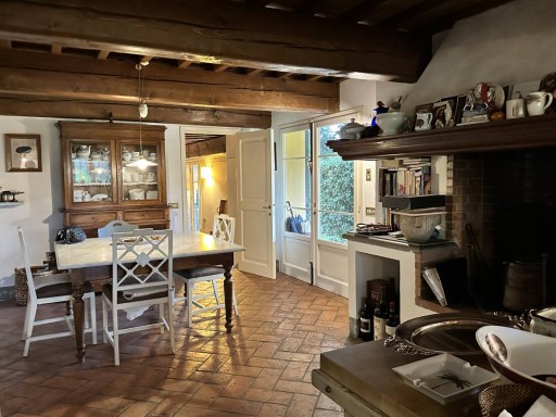 Villa Vaiano  VENDITA