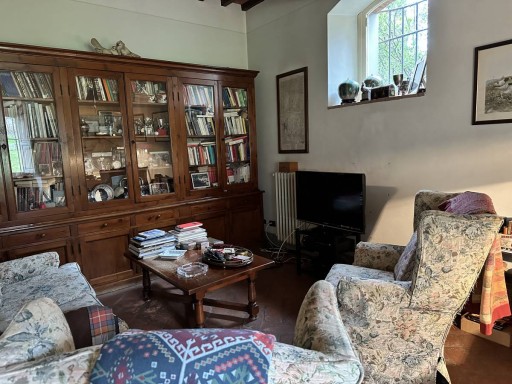 Villa Vaiano  VENDITA