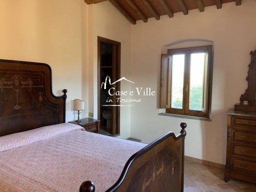 Colonica Carmignano  VENDITA