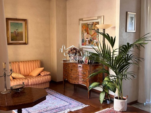 Villa Prato  VENDITA