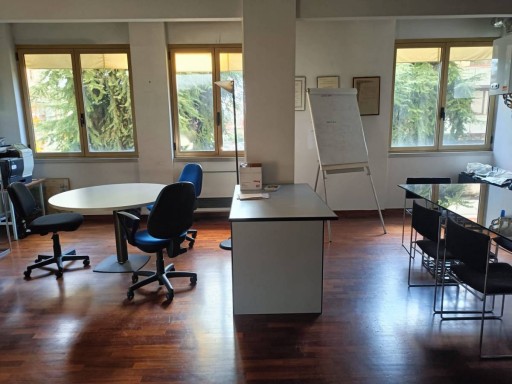 Ufficio Prato  AFFITTO